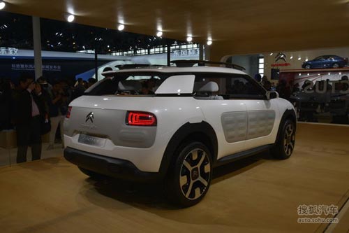 雪铁龙C4 Cactus北京车展实拍