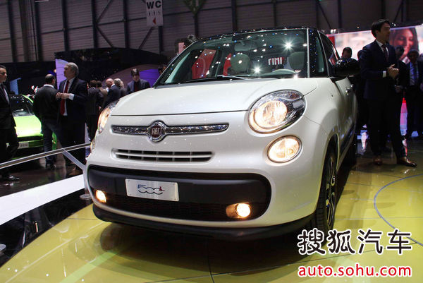 菲亚特500L日内瓦车展实拍