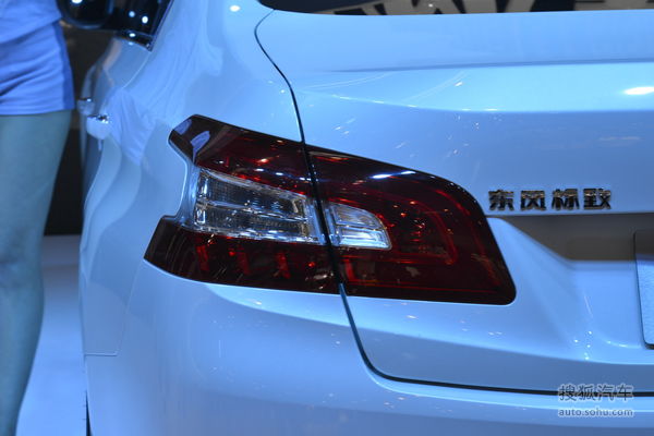 标致408北京车展实拍